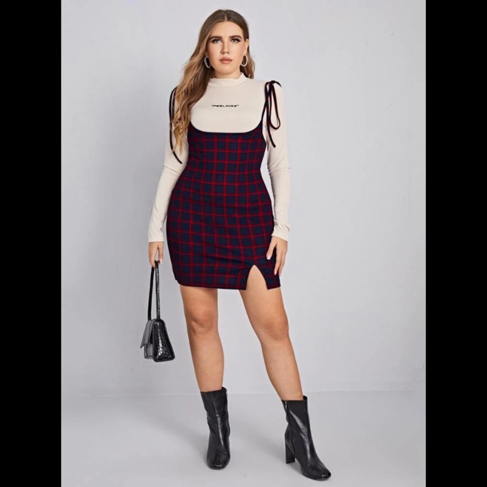 Plaid Overall Dress - Picture 3 of 5